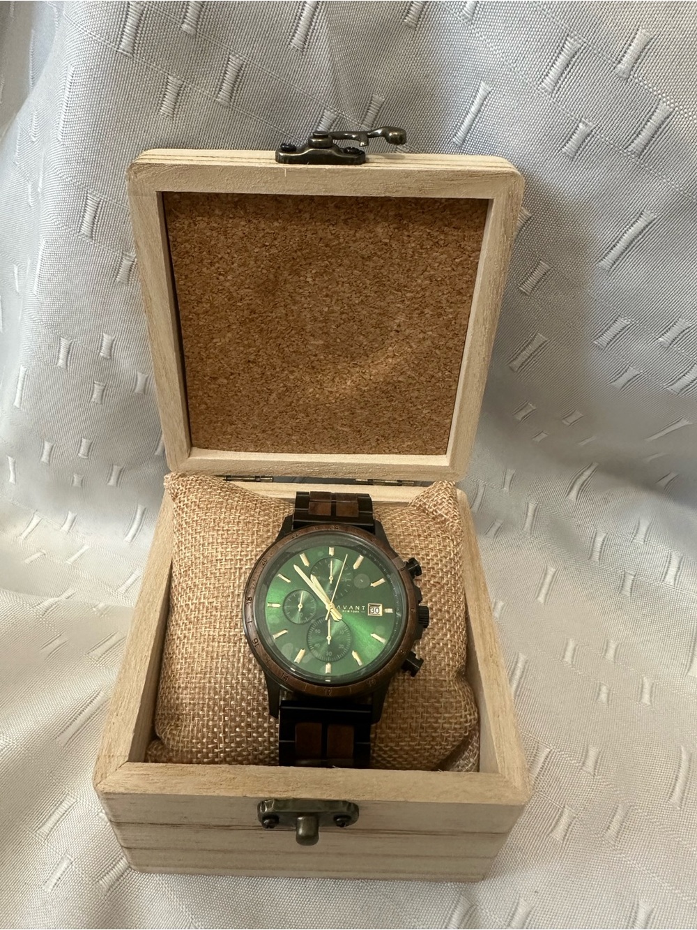 AVANTWOOD Imperial EvergladeEmerald Chronograph Watch - Picture 6 of 6